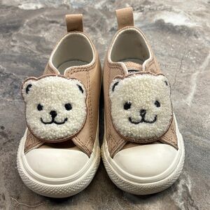 Adorable Converse Bear Face Kids Shoes - Tan and White